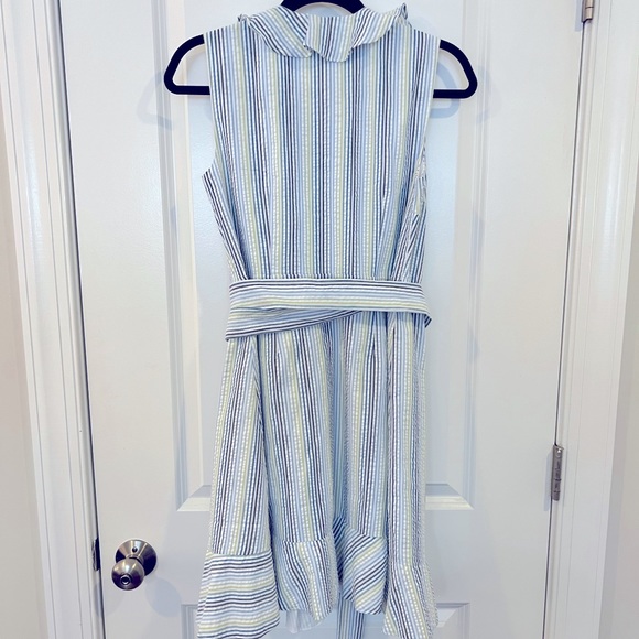 NWT Draper James Seersucker Ruffle Wrap Dress, Size 2, Multi Color Summer Stripe - Picture 3 of 5